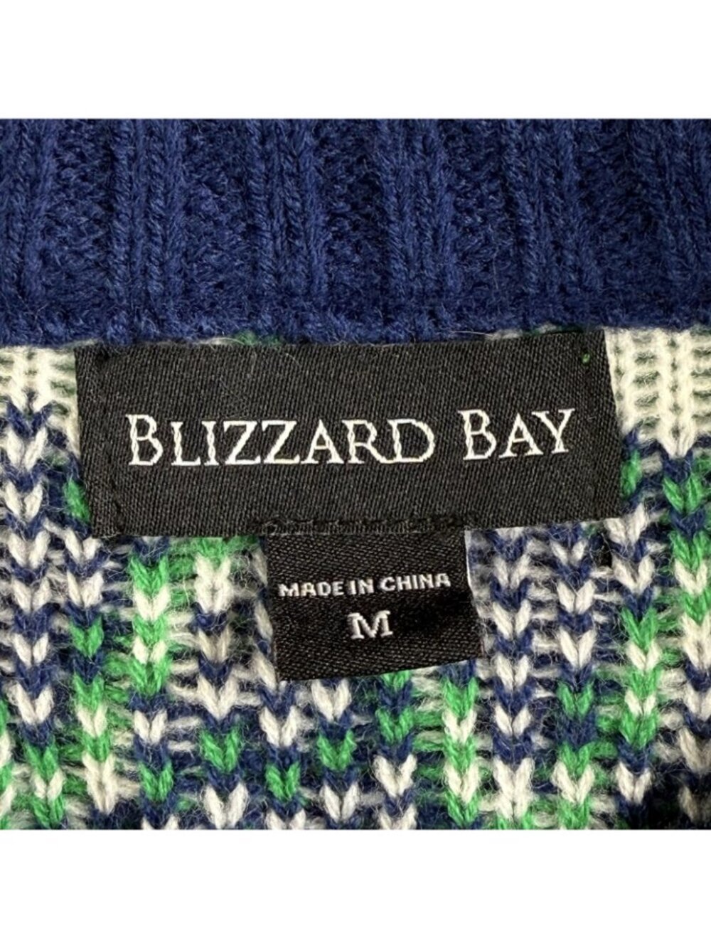 Christmas Sweater Mens Medium Green North Swole Santa Ugly Pullover Blizzard Bay - Picture 3 of 14